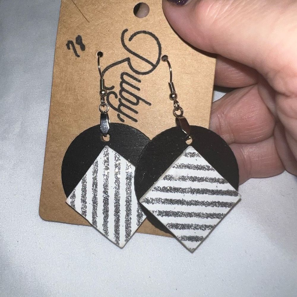 Ruby Lee Handmade Geometric Earrings - Picture 8 of 8